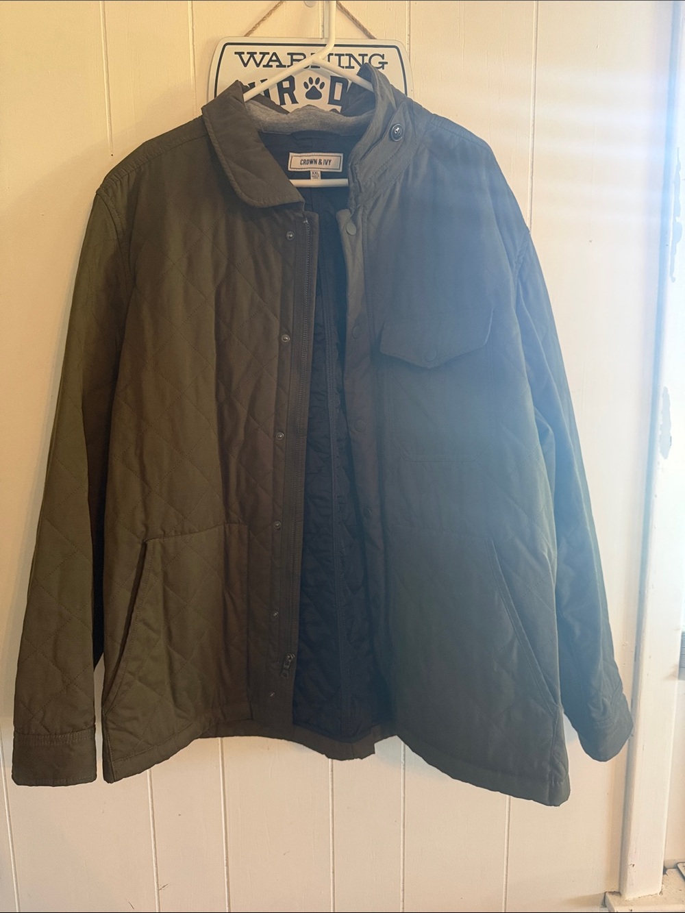 Crown and Ivy Men’s quilted jacket